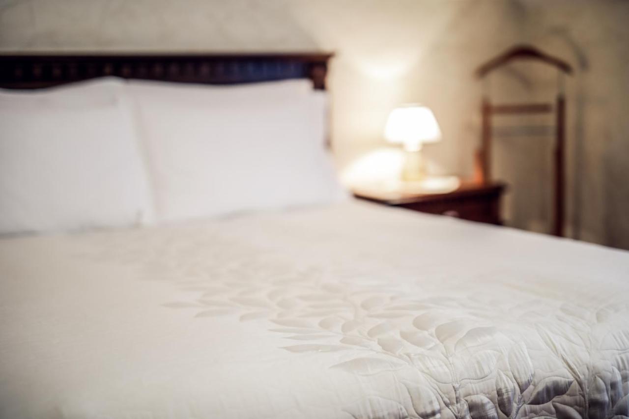 אילוק Hotel Dunav מראה חיצוני תמונה